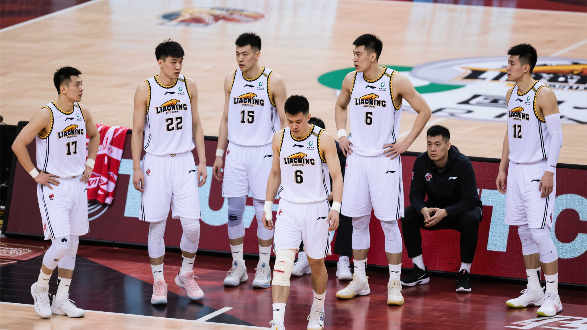 際配合中